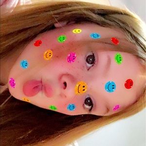 Meet your Posher, Macy